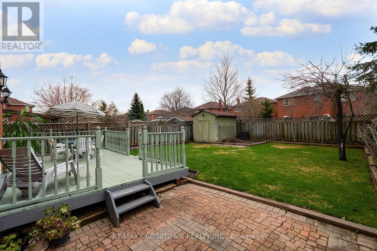 












119 FIELDGATE DRIVE

,
Vaughan,




Ontario
L6A1K5

