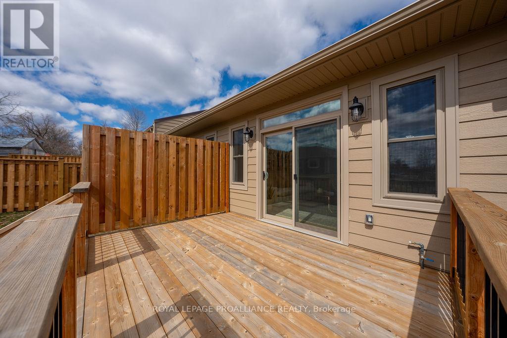 












71 SEYMOUR STREET W

,
Centre Hastings,




Ontario
K0K2K0

