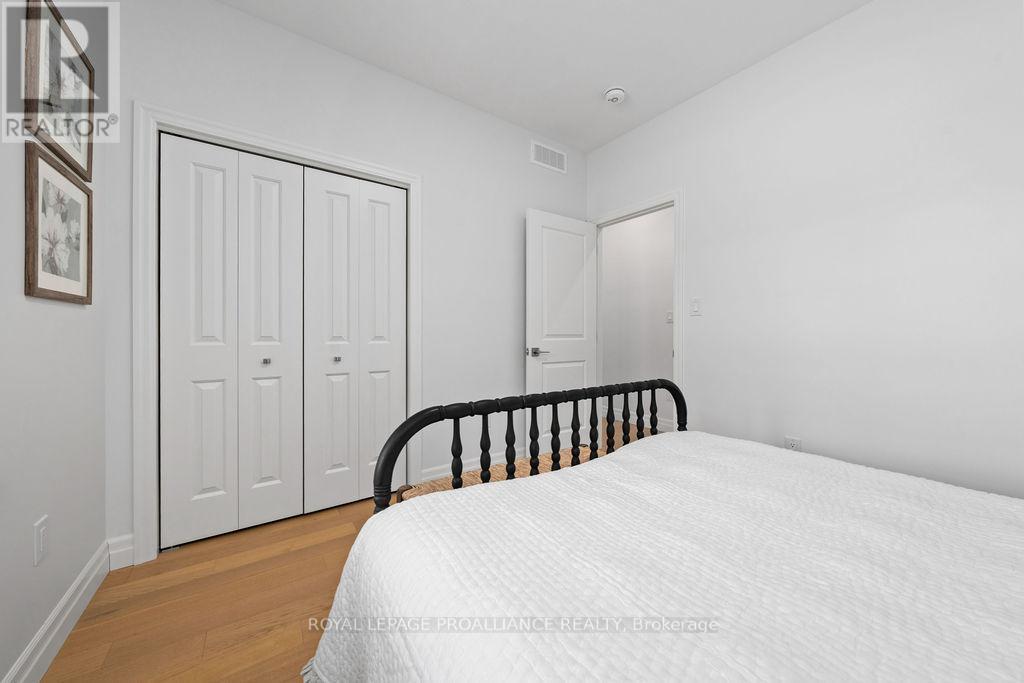 












71 SEYMOUR STREET W

,
Centre Hastings,




Ontario
K0K2K0

