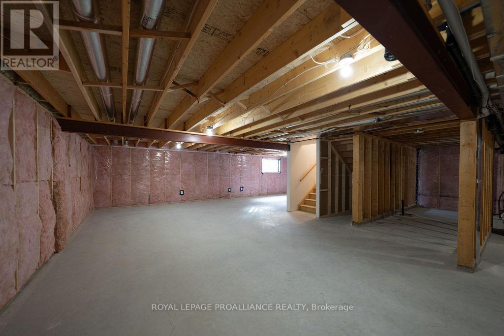 












71 SEYMOUR STREET W

,
Centre Hastings,




Ontario
K0K2K0

