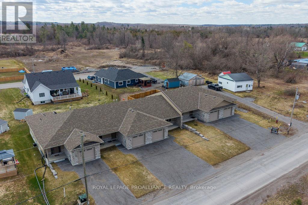 












71 SEYMOUR STREET W

,
Centre Hastings,




Ontario
K0K2K0

