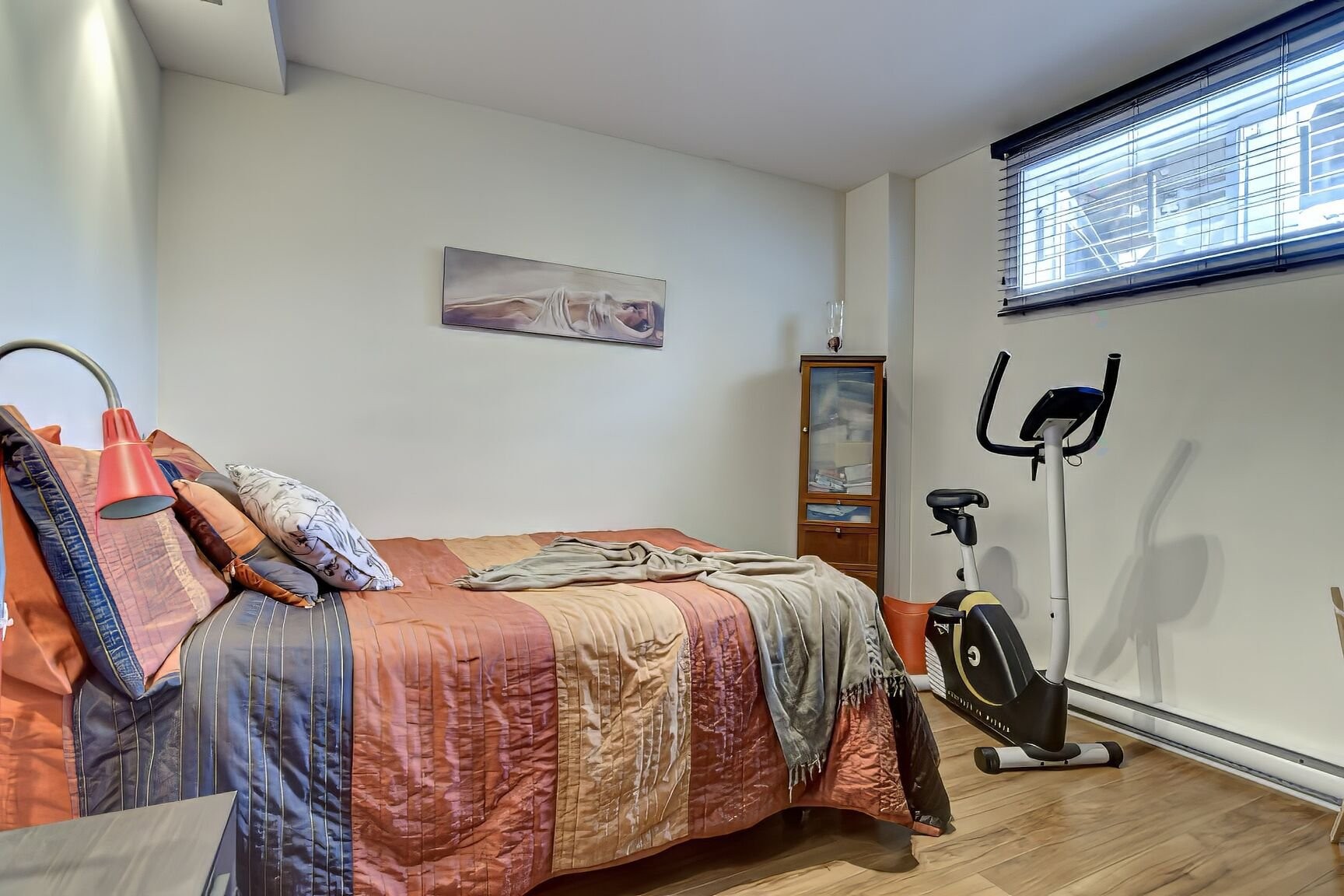 









8821


Place Rhoda

,
Brossard,




QC
J4X0A5

