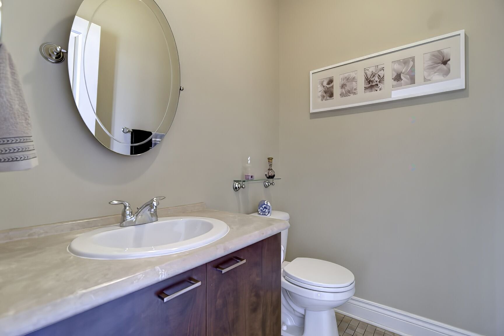 









8821


Place Rhoda

,
Brossard,




QC
J4X0A5

