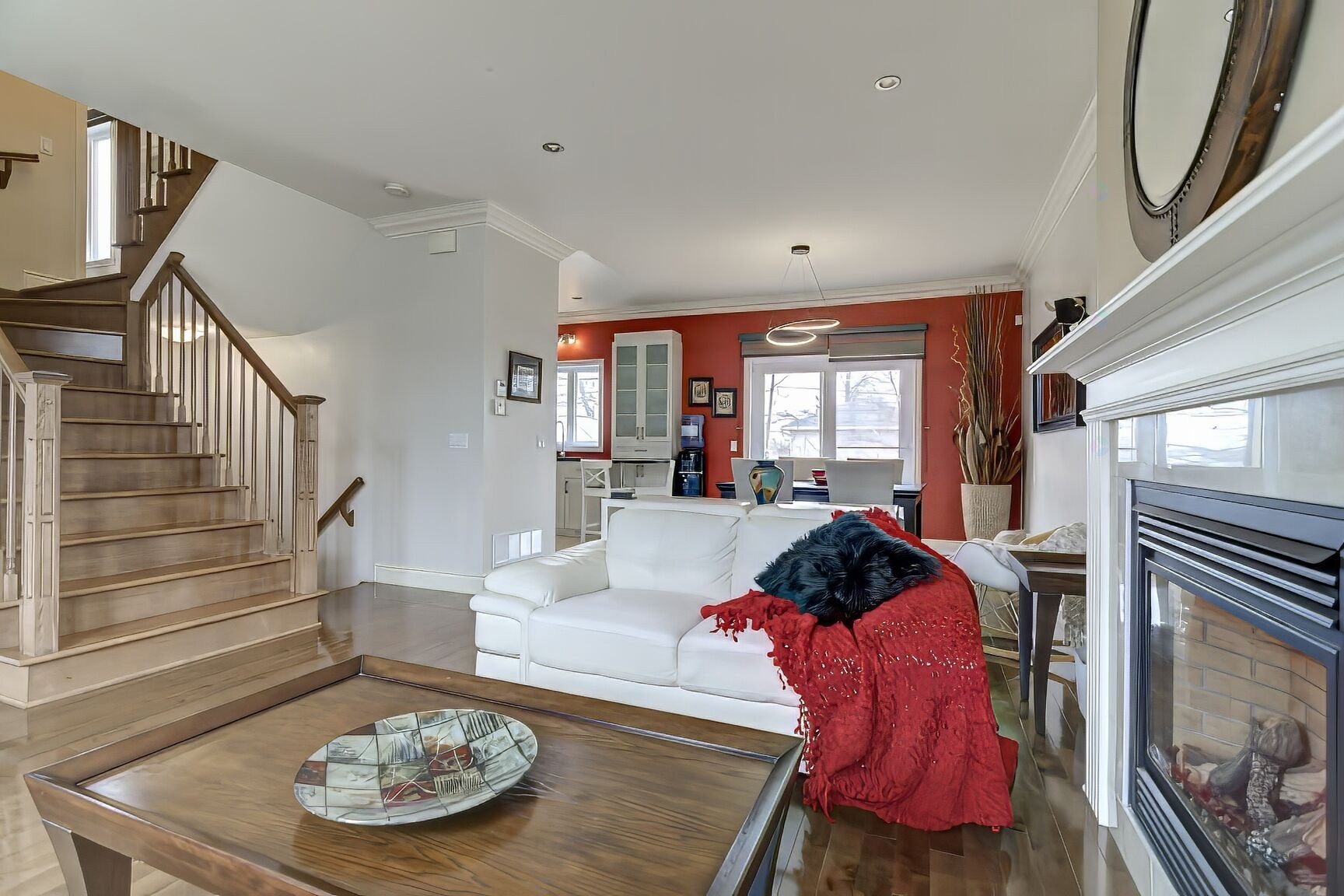 









8821


Place Rhoda

,
Brossard,




QC
J4X0A5

