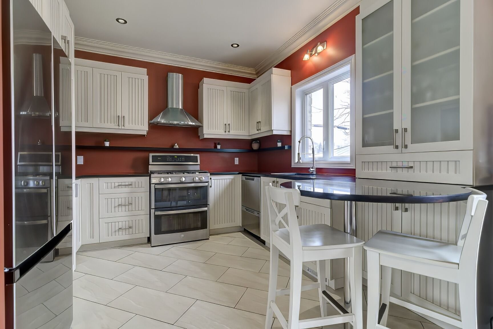 









8821


Place Rhoda

,
Brossard,




QC
J4X0A5

