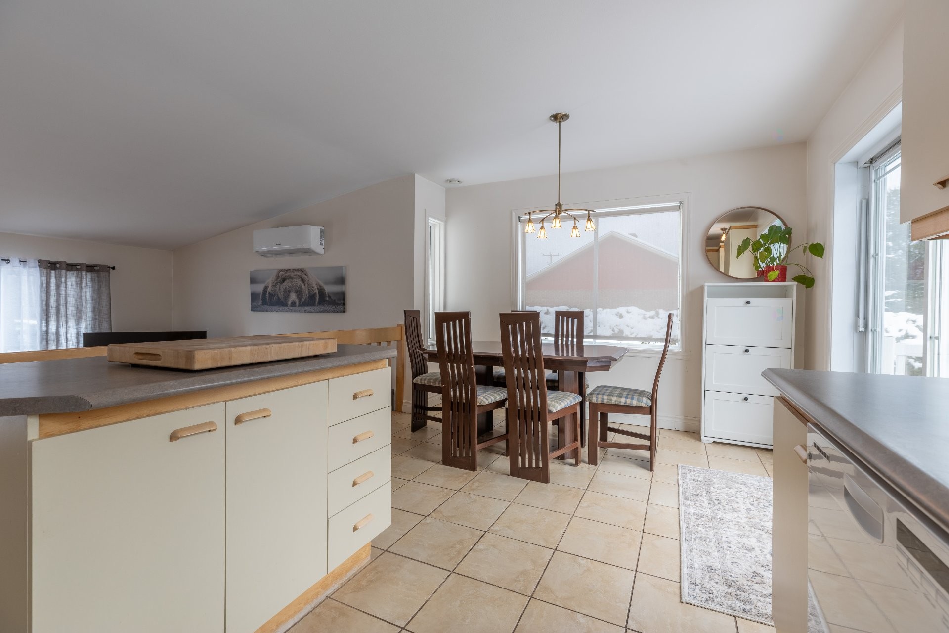 









411


Rue St-Michel

,
Saint-Michel-des-Saints,




QC
J0K3B0

