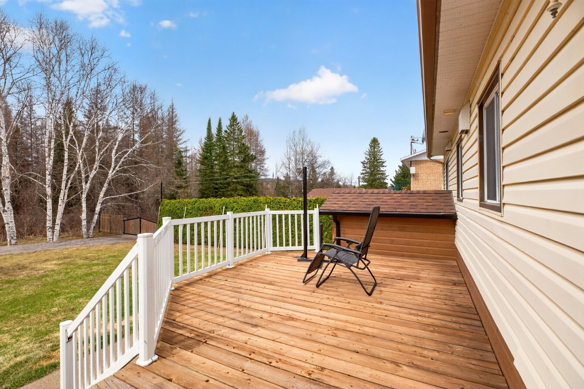 









411


Rue St-Michel

,
Saint-Michel-des-Saints,




QC
J0K3B0

