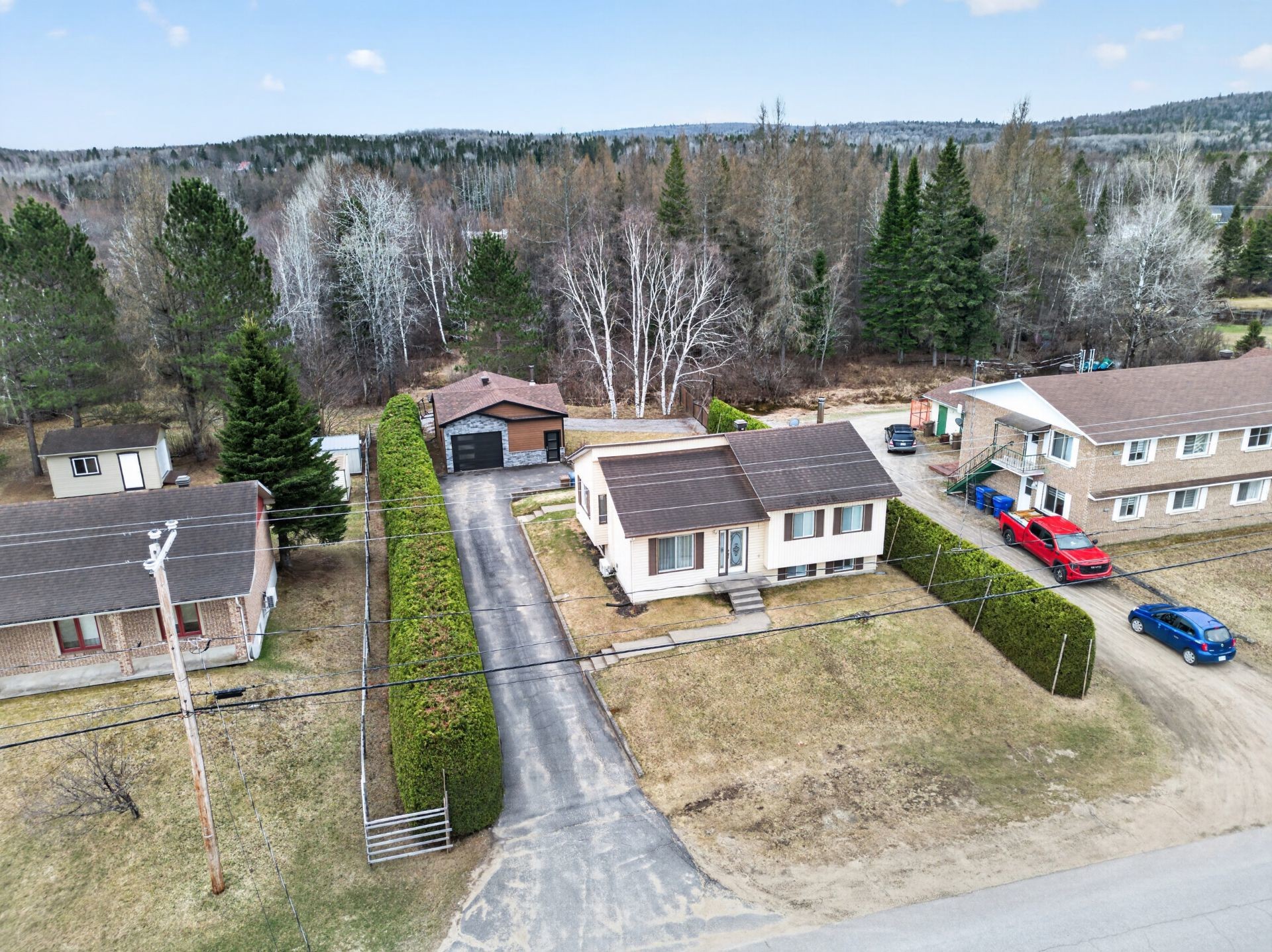 









411


Rue St-Michel

,
Saint-Michel-des-Saints,




QC
J0K3B0

