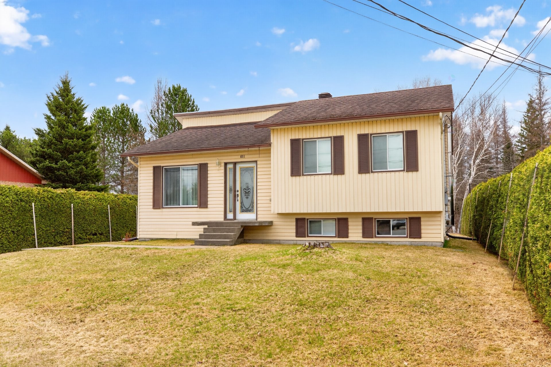 









411


Rue St-Michel

,
Saint-Michel-des-Saints,




QC
J0K3B0

