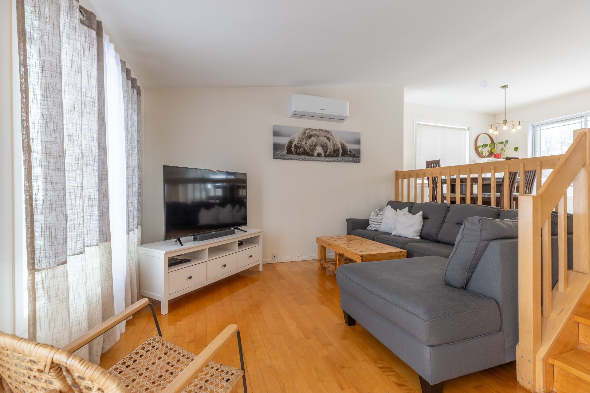 









411


Rue St-Michel

,
Saint-Michel-des-Saints,




QC
J0K3B0

