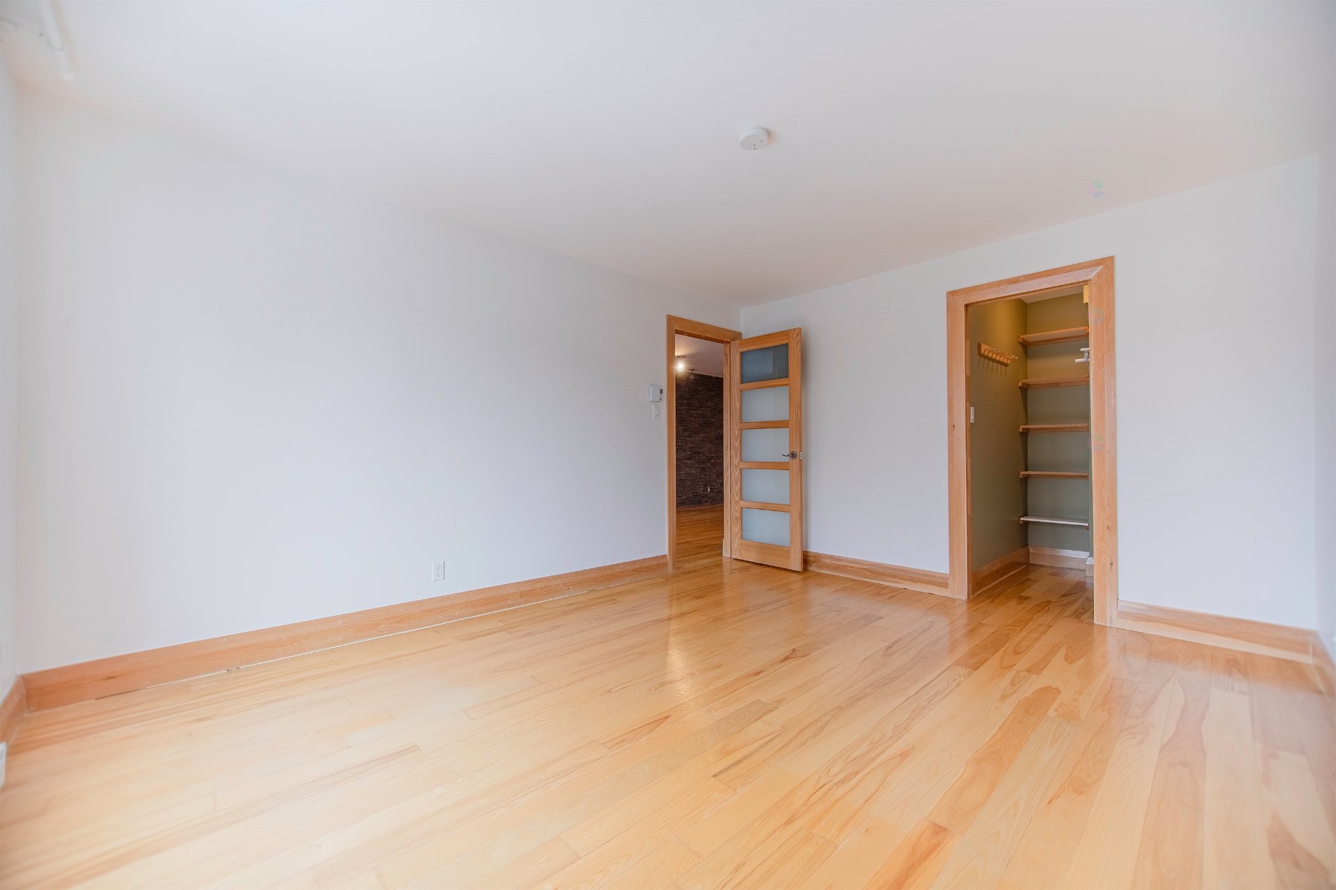 









5266

 - 5270


Rue Garnier

,
Montréal (Le Plateau-Mont-Royal),




QC
H2J3T2

