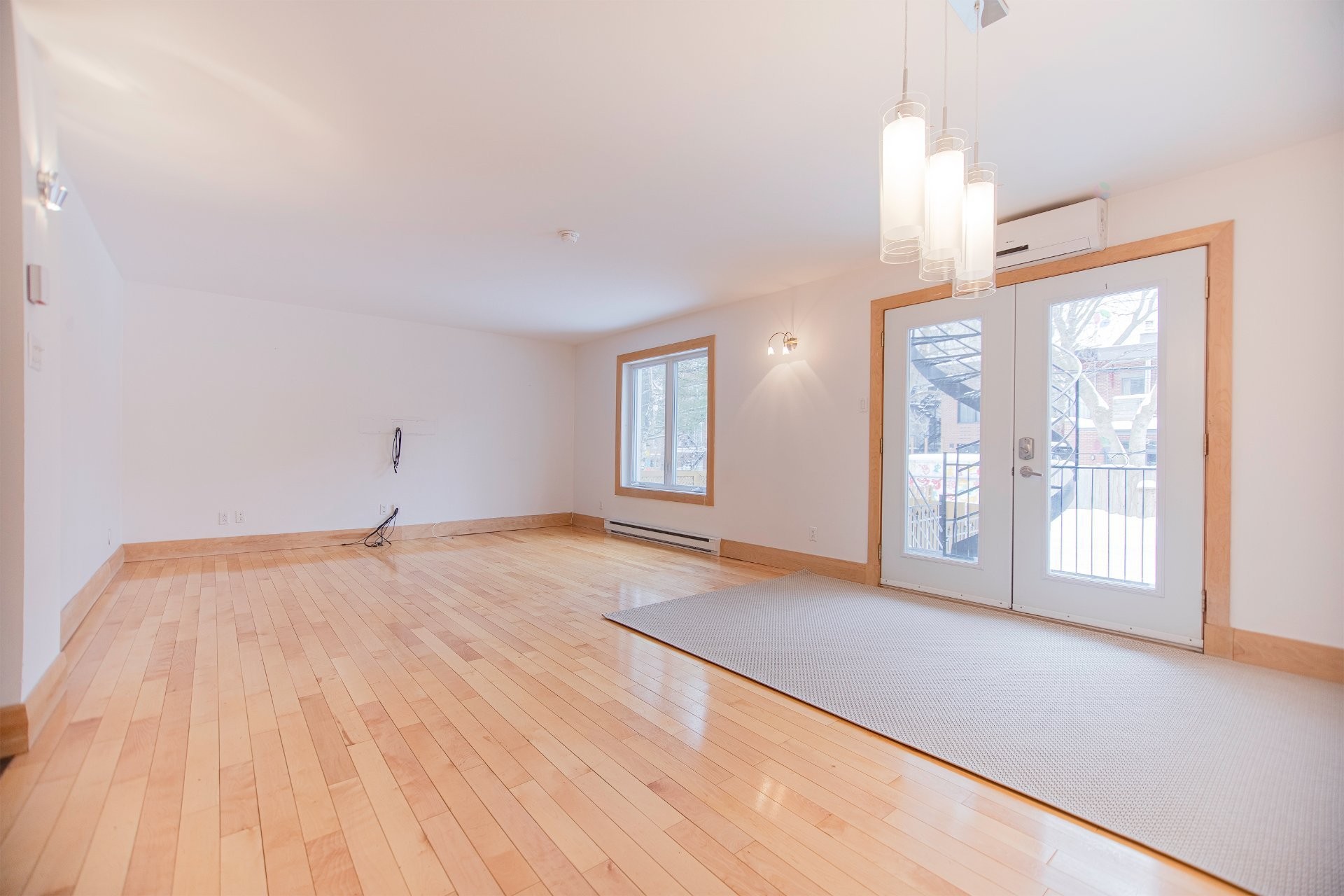 









5266

 - 5270


Rue Garnier

,
Montréal (Le Plateau-Mont-Royal),




QC
H2J3T2

