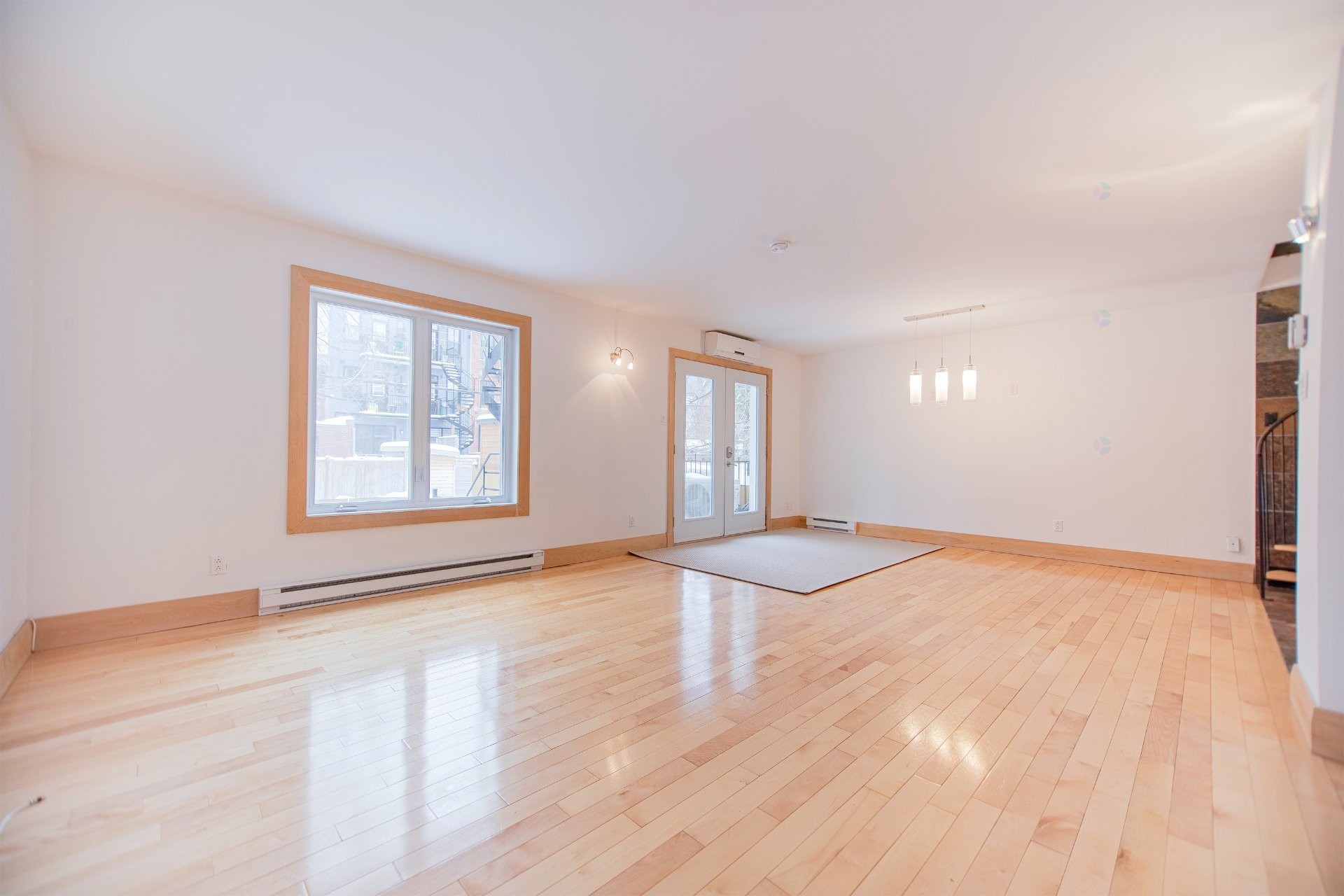 









5266

 - 5270


Rue Garnier

,
Montréal (Le Plateau-Mont-Royal),




QC
H2J3T2

