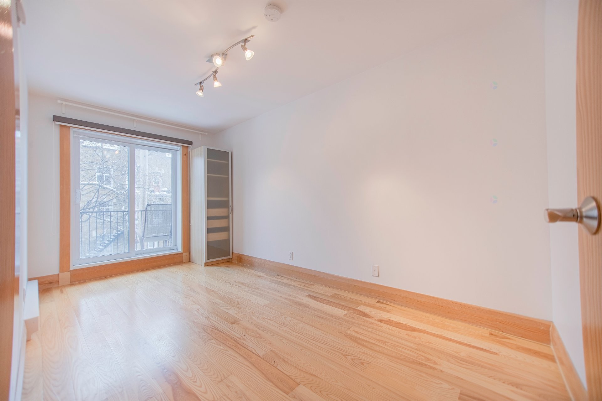 









5266

 - 5270


Rue Garnier

,
Montréal (Le Plateau-Mont-Royal),




QC
H2J3T2

