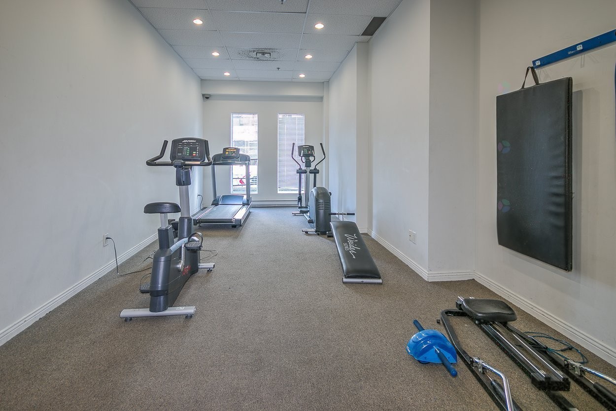 









550


Rue Jean-D'Estrées

, 1008,
Montréal (Ville-Marie),




QC
H3C6W1

