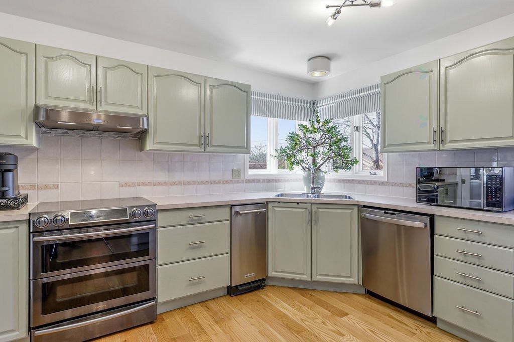 









441


Rue des Caravelles

,
Gatineau (Aylmer),




QC
J9J2L8


