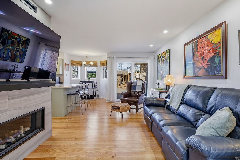 









441


Rue des Caravelles

,
Gatineau (Aylmer),




QC
J9J2L8

