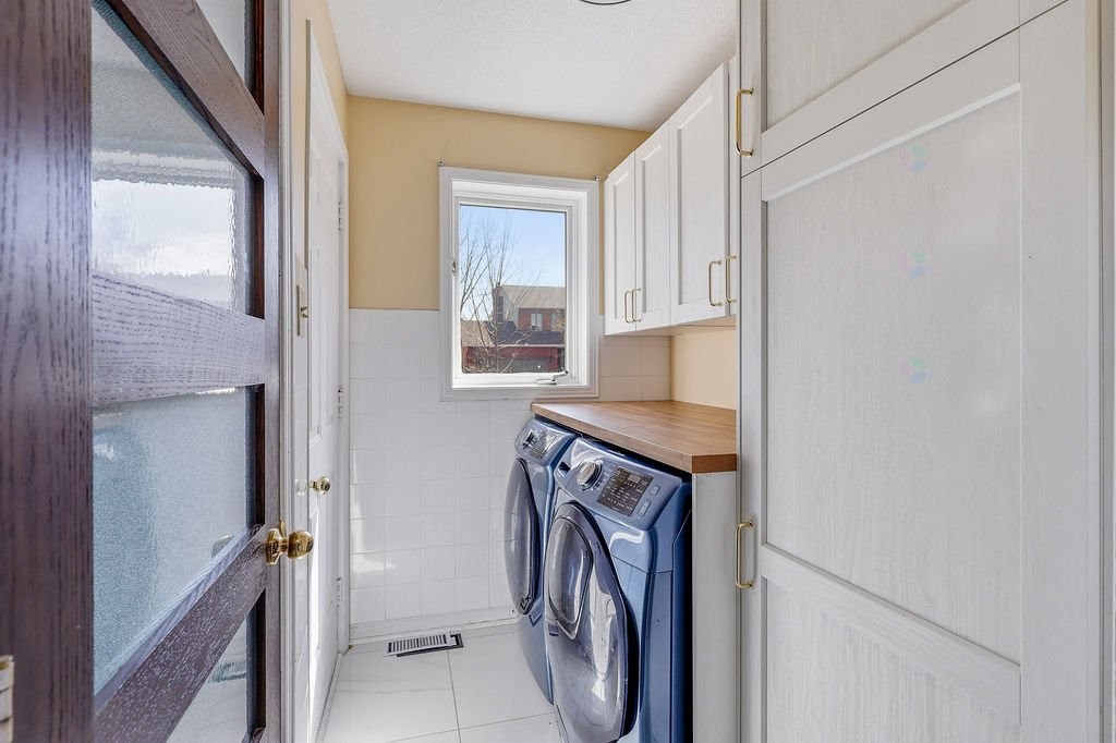 









441


Rue des Caravelles

,
Gatineau (Aylmer),




QC
J9J2L8

