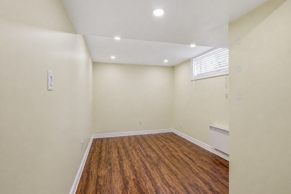 









441


Rue des Caravelles

,
Gatineau (Aylmer),




QC
J9J2L8

