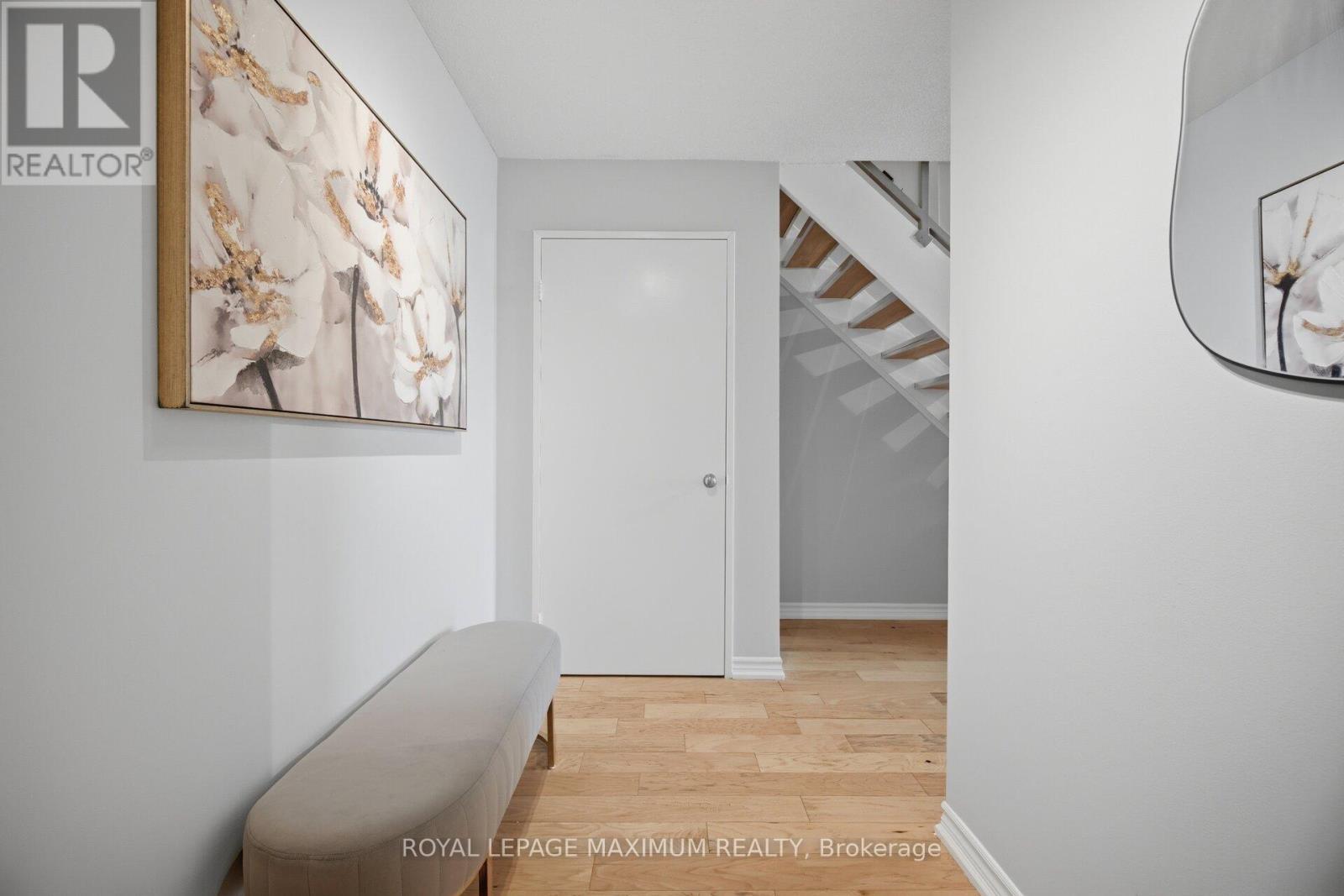 












508 - 200 MANITOBA STREET

,
Toronto,




Ontario
M8Y3Y9

