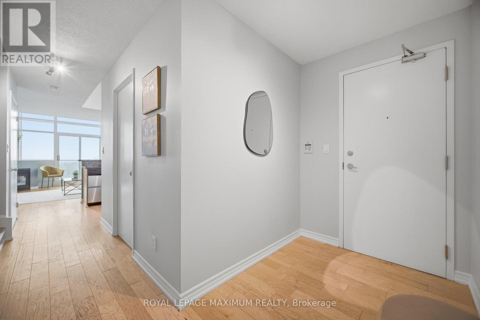 












508 - 200 MANITOBA STREET

,
Toronto,




Ontario
M8Y3Y9

