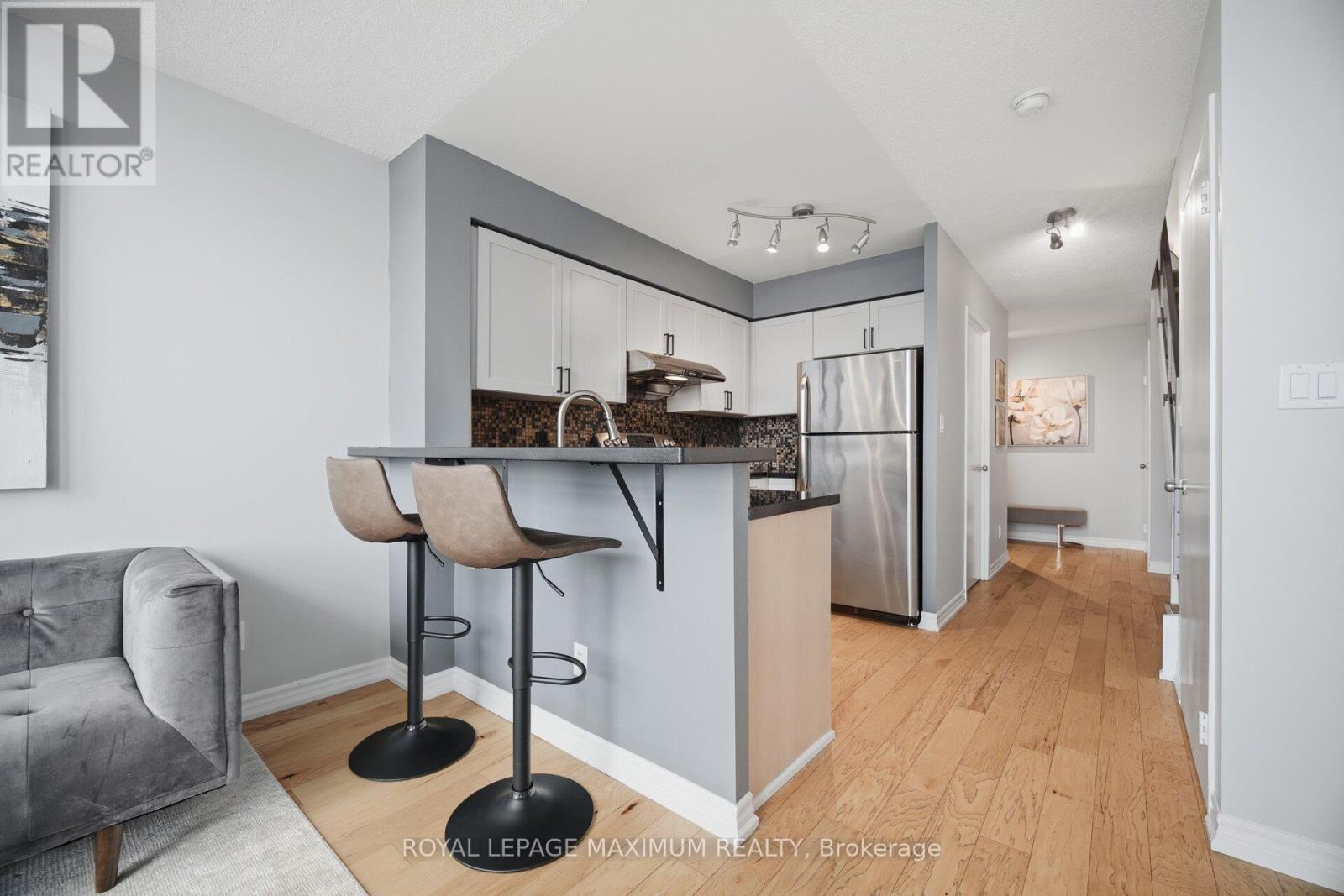 












508 - 200 MANITOBA STREET

,
Toronto,




Ontario
M8Y3Y9

