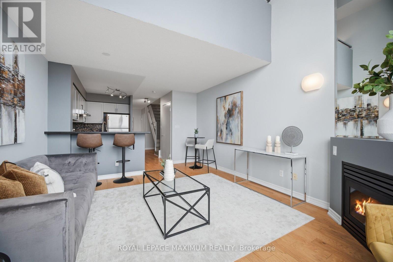 












508 - 200 MANITOBA STREET

,
Toronto,




Ontario
M8Y3Y9

