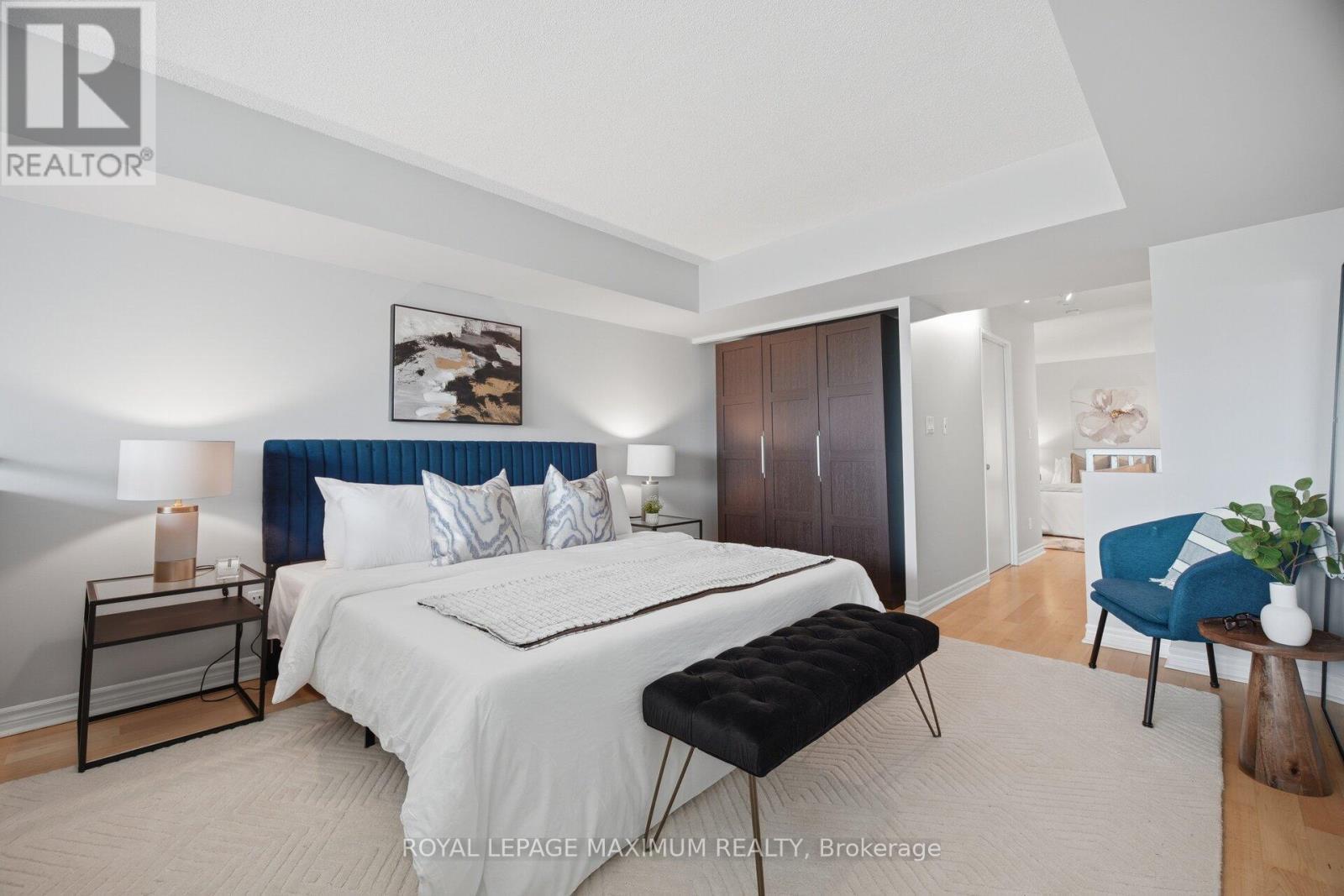 












508 - 200 MANITOBA STREET

,
Toronto,




Ontario
M8Y3Y9

