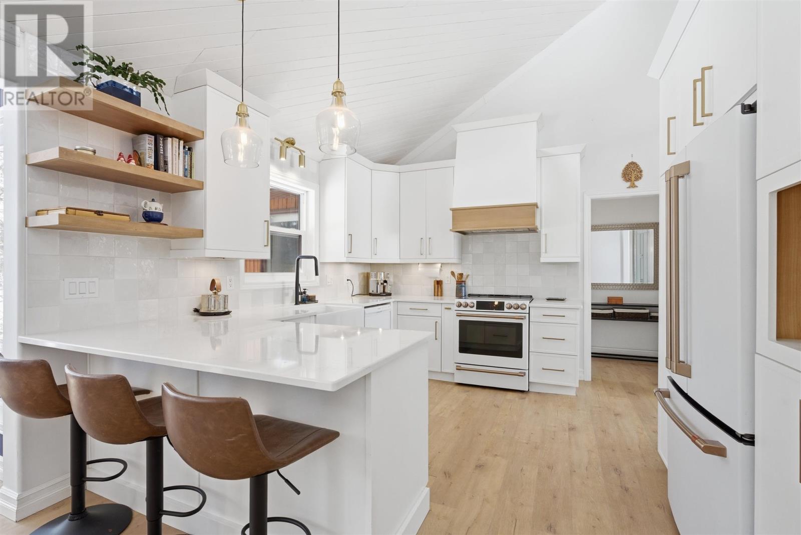 












1161 Lau Camp RD

,
Algoma Mills,




Ontario
P0R1A0

