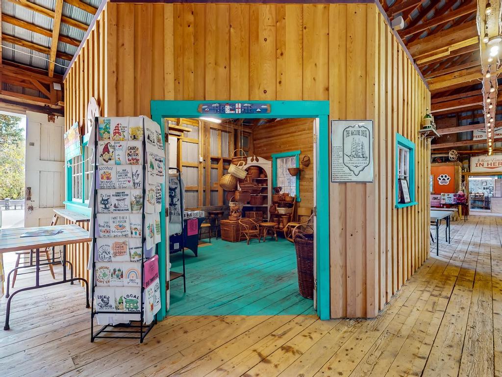 












44 Creamery Road

,
Tatamagouche,




NS
B0V 1K0

