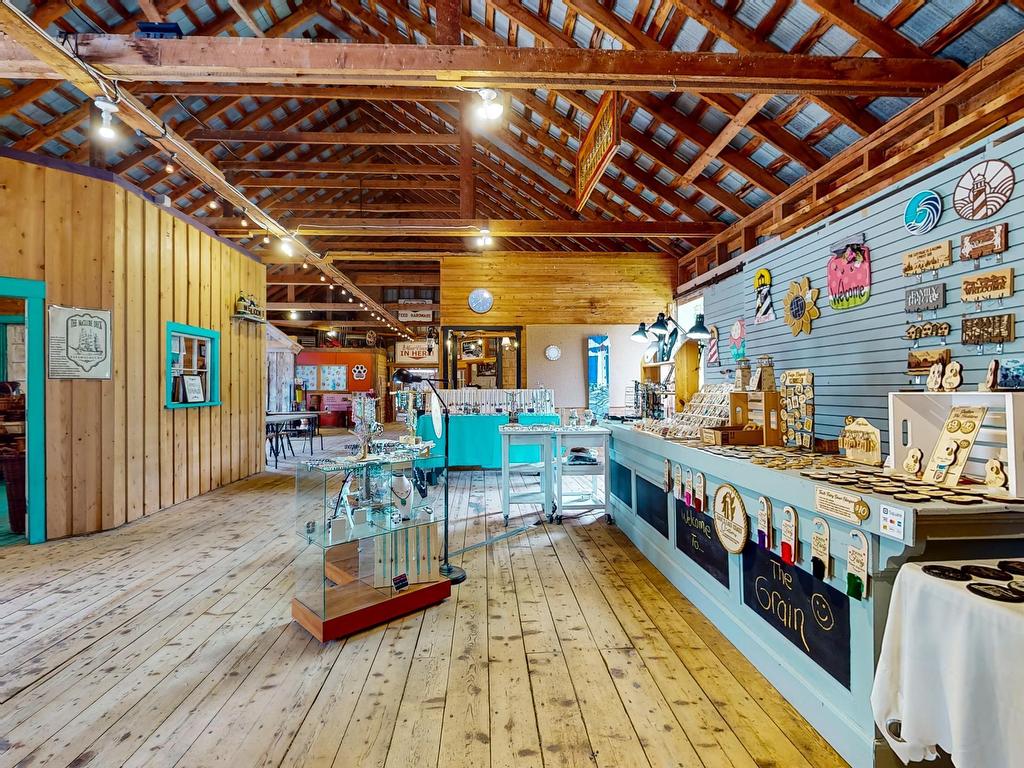 












44 Creamery Road

,
Tatamagouche,




NS
B0V 1K0

