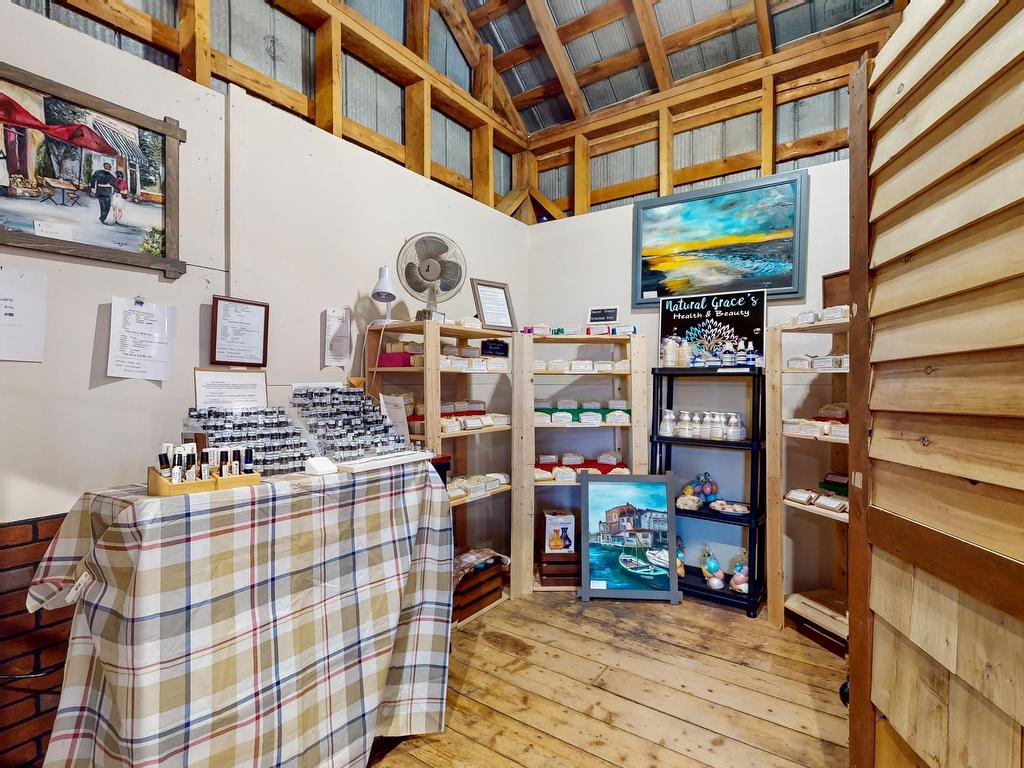 












44 Creamery Road

,
Tatamagouche,




NS
B0V 1K0

