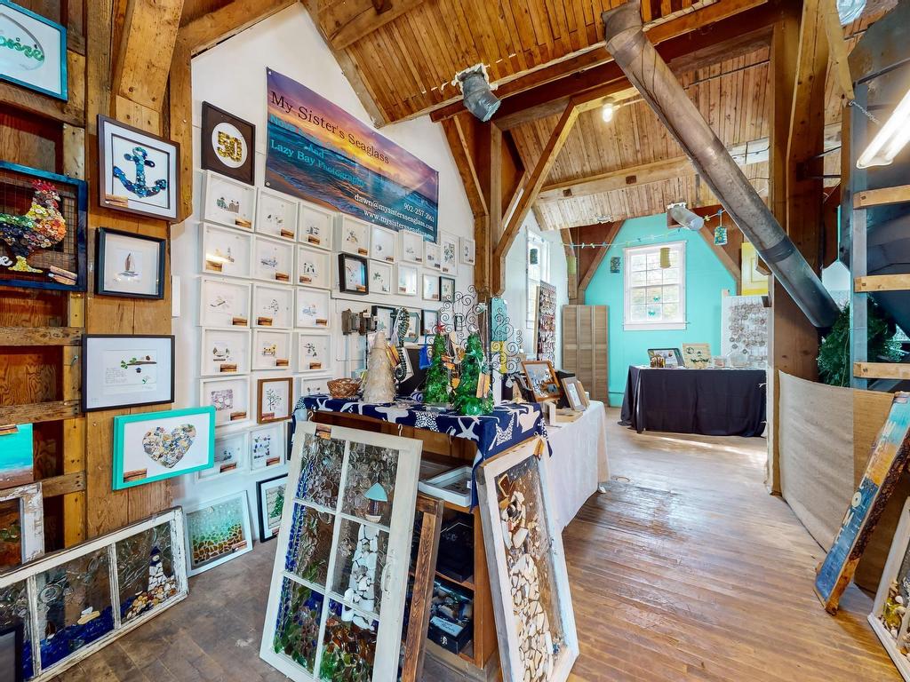 












44 Creamery Road

,
Tatamagouche,




NS
B0V 1K0

