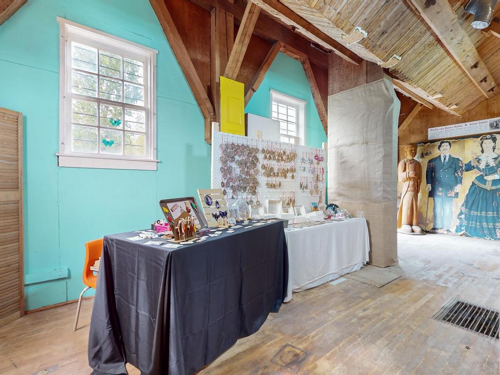 












44 Creamery Road

,
Tatamagouche,




NS
B0V 1K0

