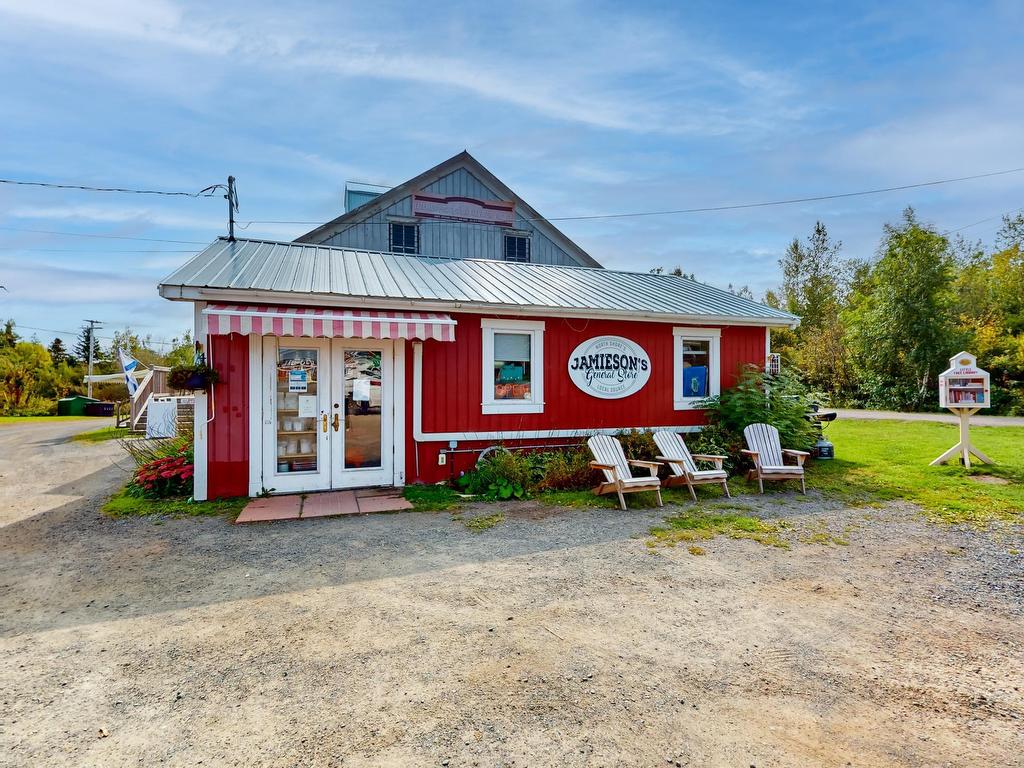 












44 Creamery Road

,
Tatamagouche,




NS
B0V 1K0

