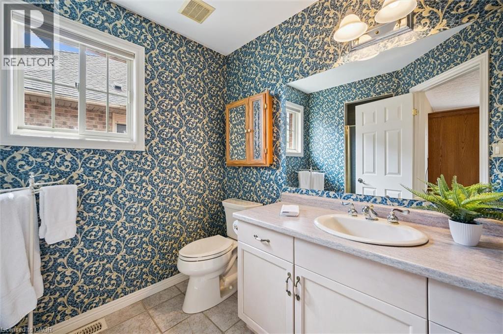 












152 GOLF LINKS Drive

,
Baden,




Ontario
N3A3P1


