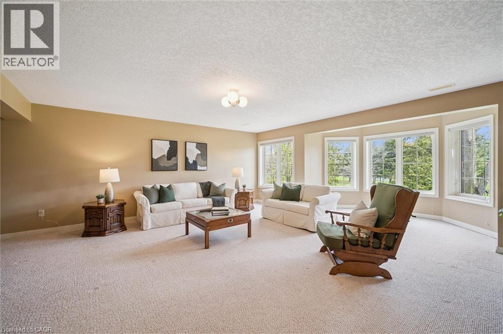 












152 GOLF LINKS Drive

,
Baden,




Ontario
N3A3P1

