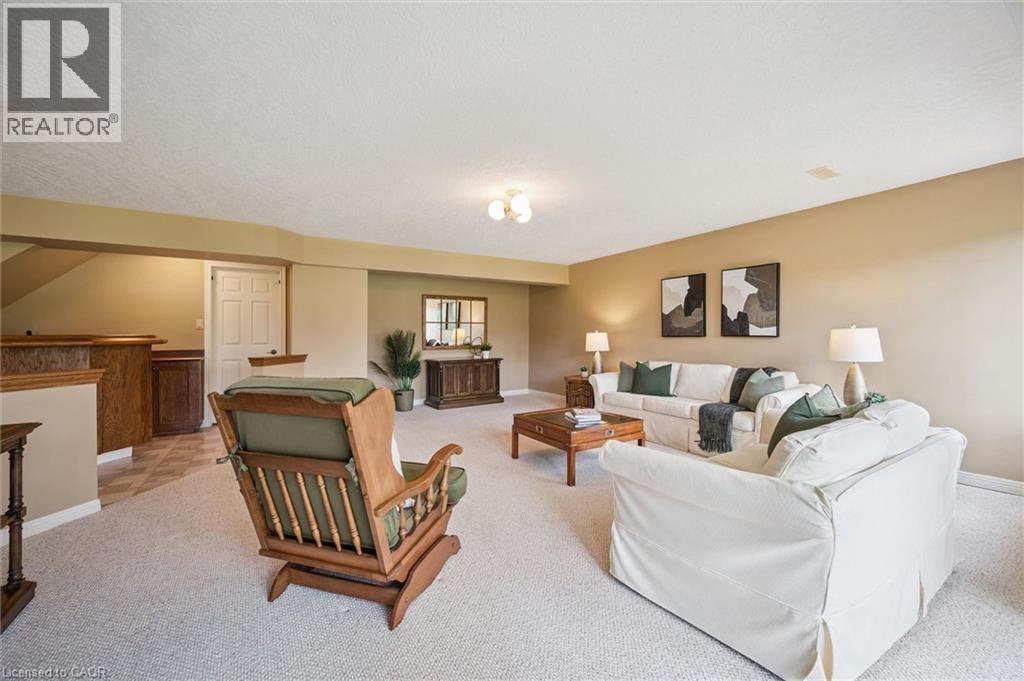 












152 GOLF LINKS Drive

,
Baden,




Ontario
N3A3P1

