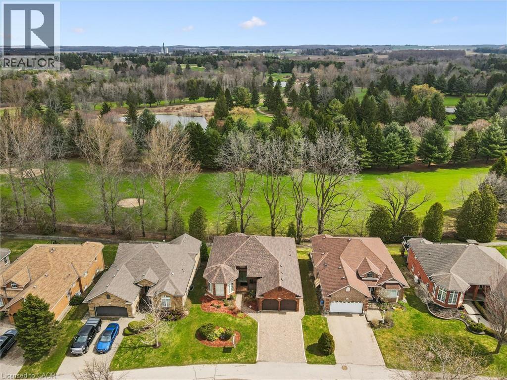 












152 GOLF LINKS Drive

,
Baden,




Ontario
N3A3P1

