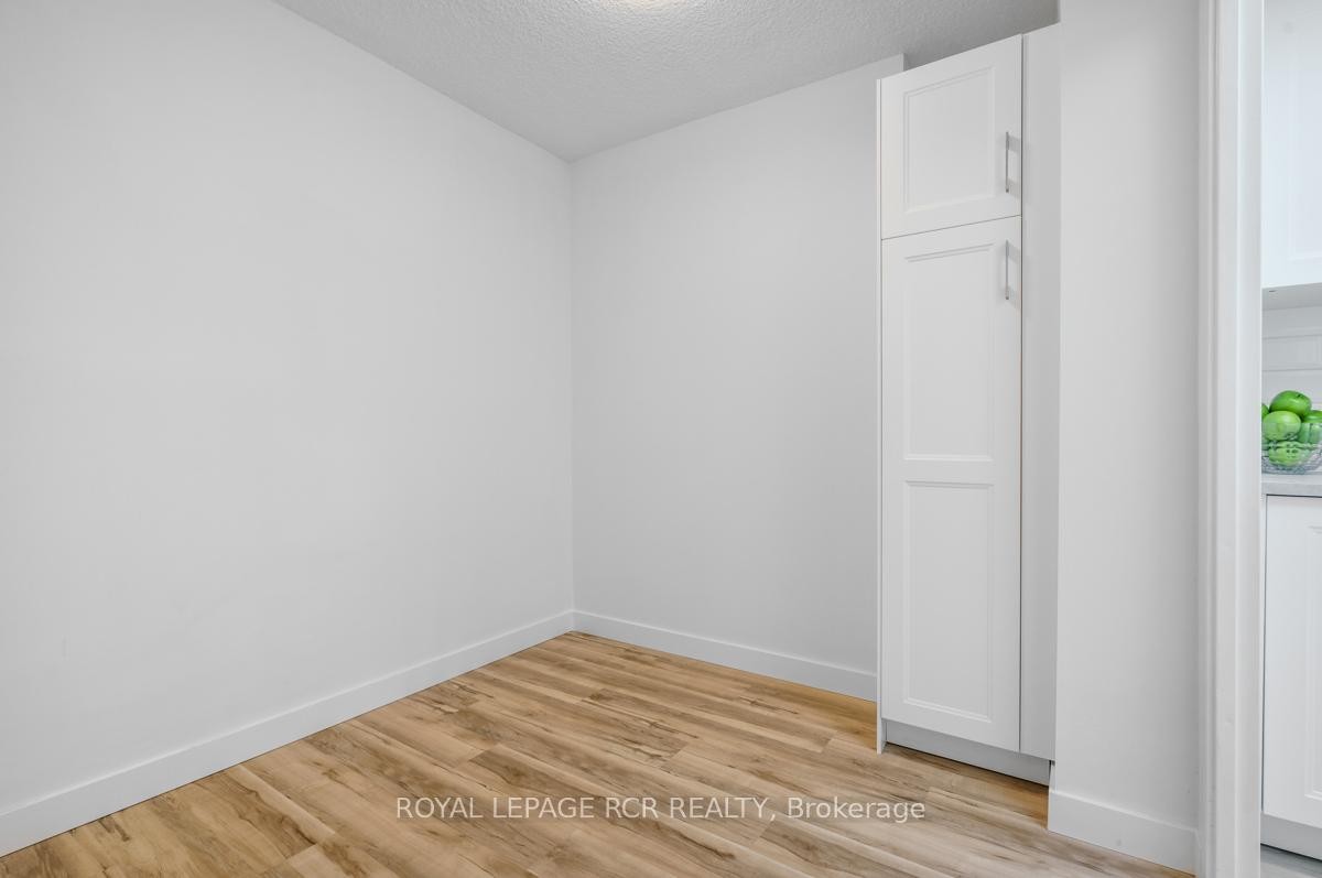 









1535


Lakeshore

Road Est, 205,
Mississauga,




ON
L5E 3E2

