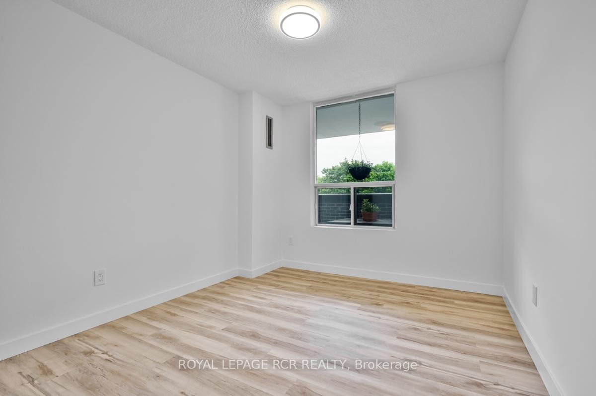 









1535


Lakeshore

Road Est, 205,
Mississauga,




ON
L5E 3E2


