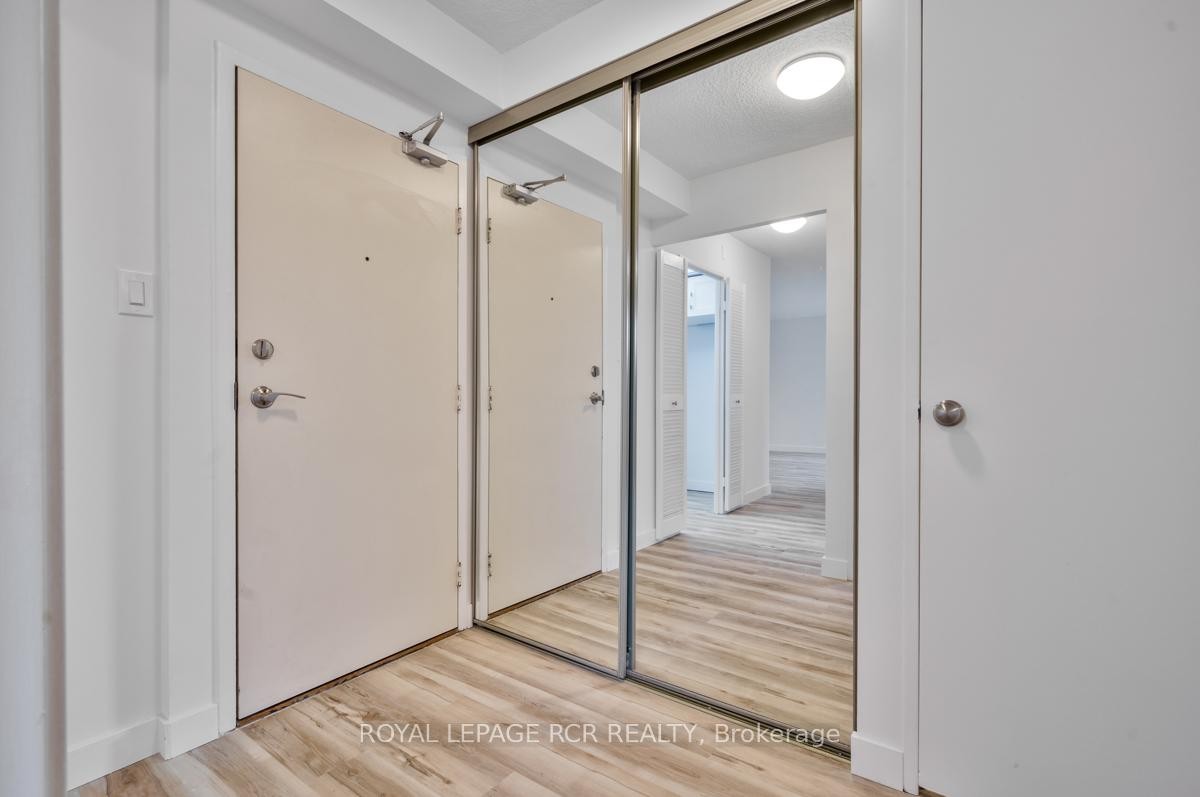 









1535


Lakeshore

Road Est, 205,
Mississauga,




ON
L5E 3E2

