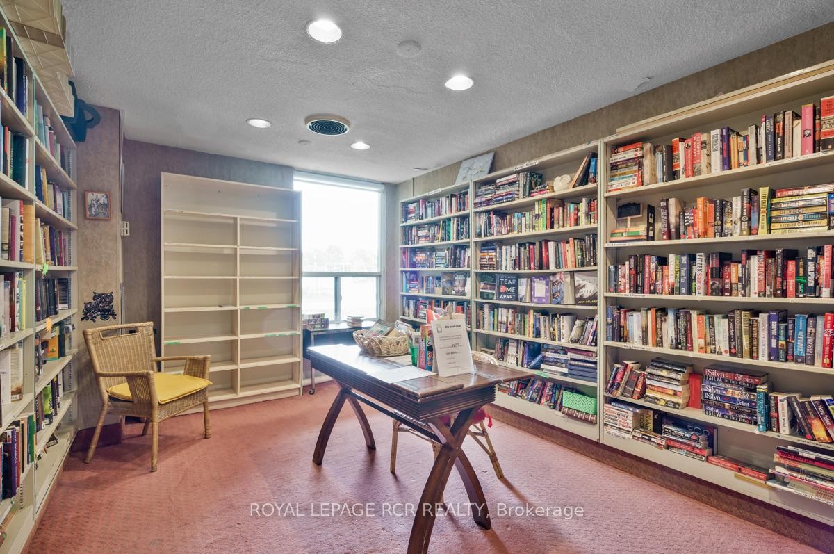 









1535


Lakeshore

Road Est, 205,
Mississauga,




ON
L5E 3E2

