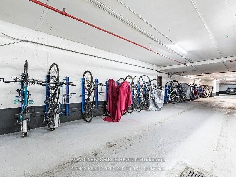 









1535


Lakeshore

Road Est, 205,
Mississauga,




ON
L5E 3E2

