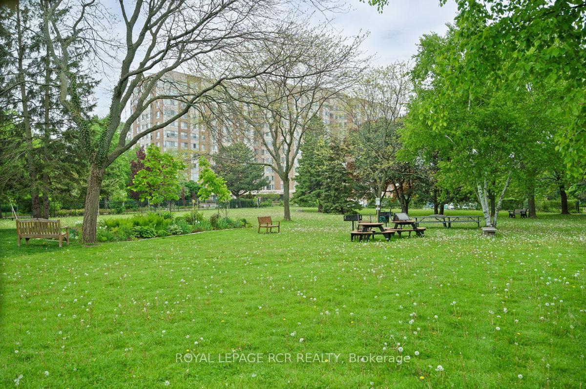 









1535


Lakeshore

Road Est, 205,
Mississauga,




ON
L5E 3E2

