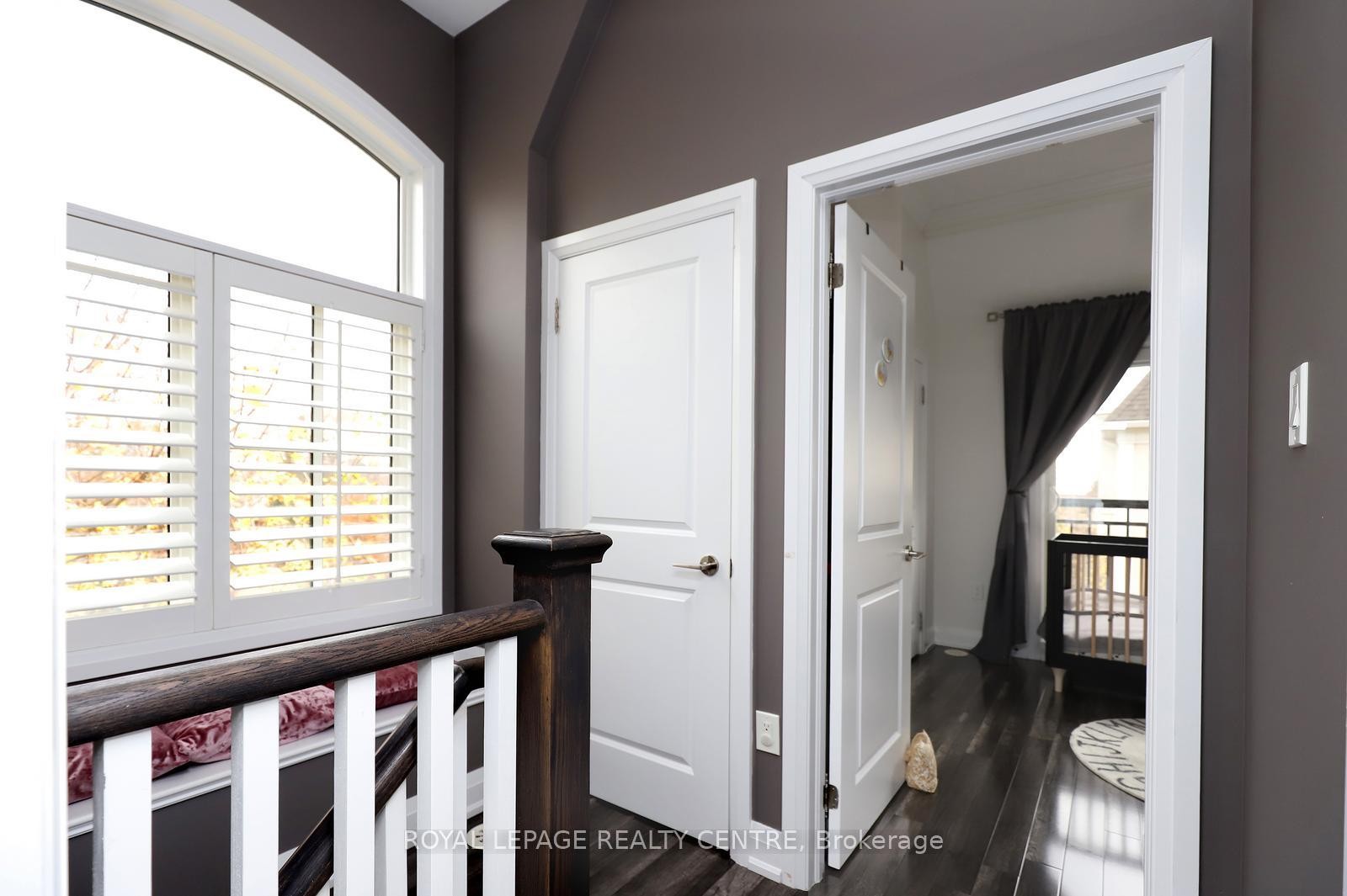 









3077


Cawthra

Road, 10,
Mississauga,




ON
L5A 2X4

