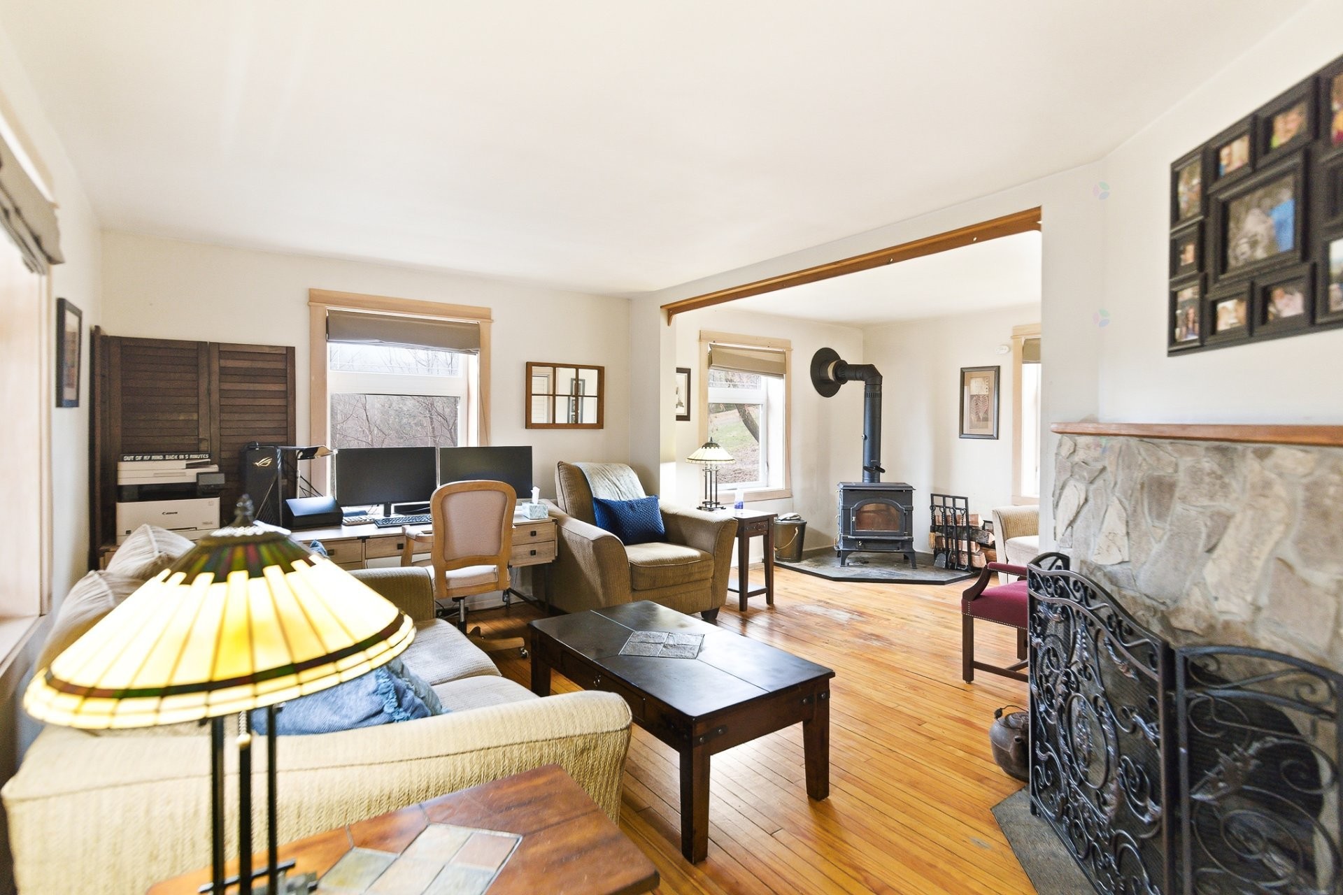 









107


Ch. des Érables

,
Val-des-Monts,




QC
J8N2T3

