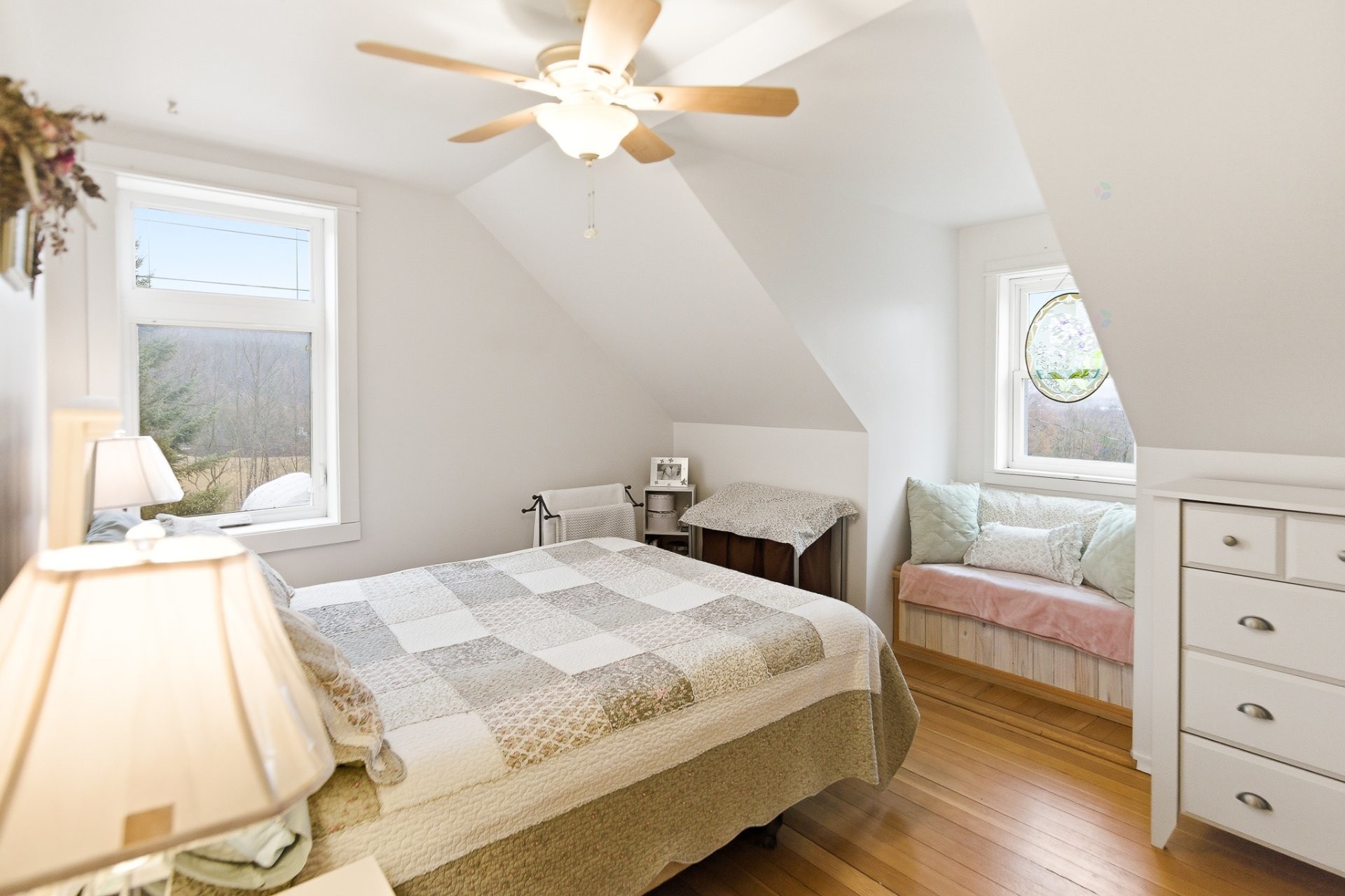 









107


Ch. des Érables

,
Val-des-Monts,




QC
J8N2T3

