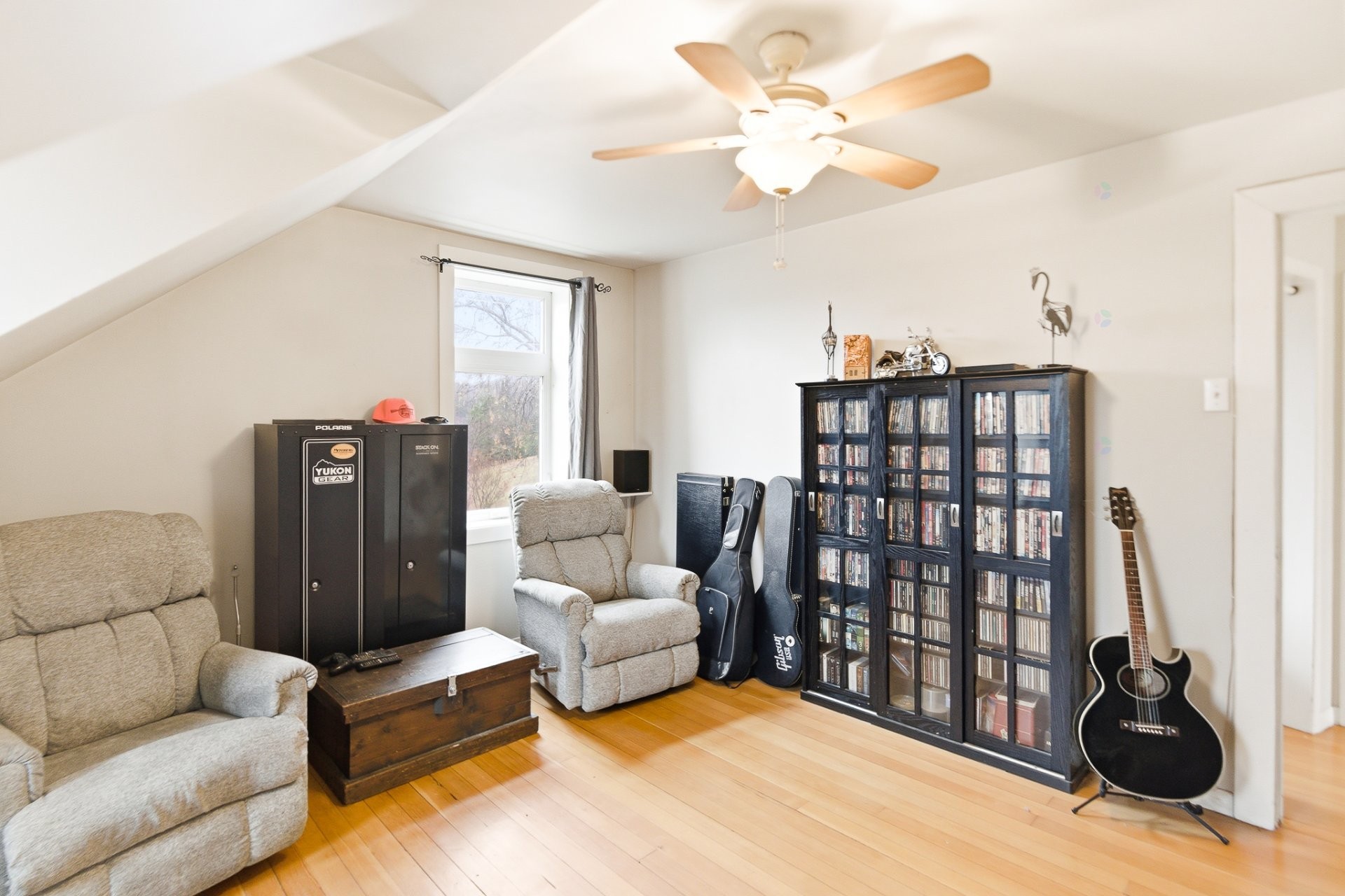 









107


Ch. des Érables

,
Val-des-Monts,




QC
J8N2T3

