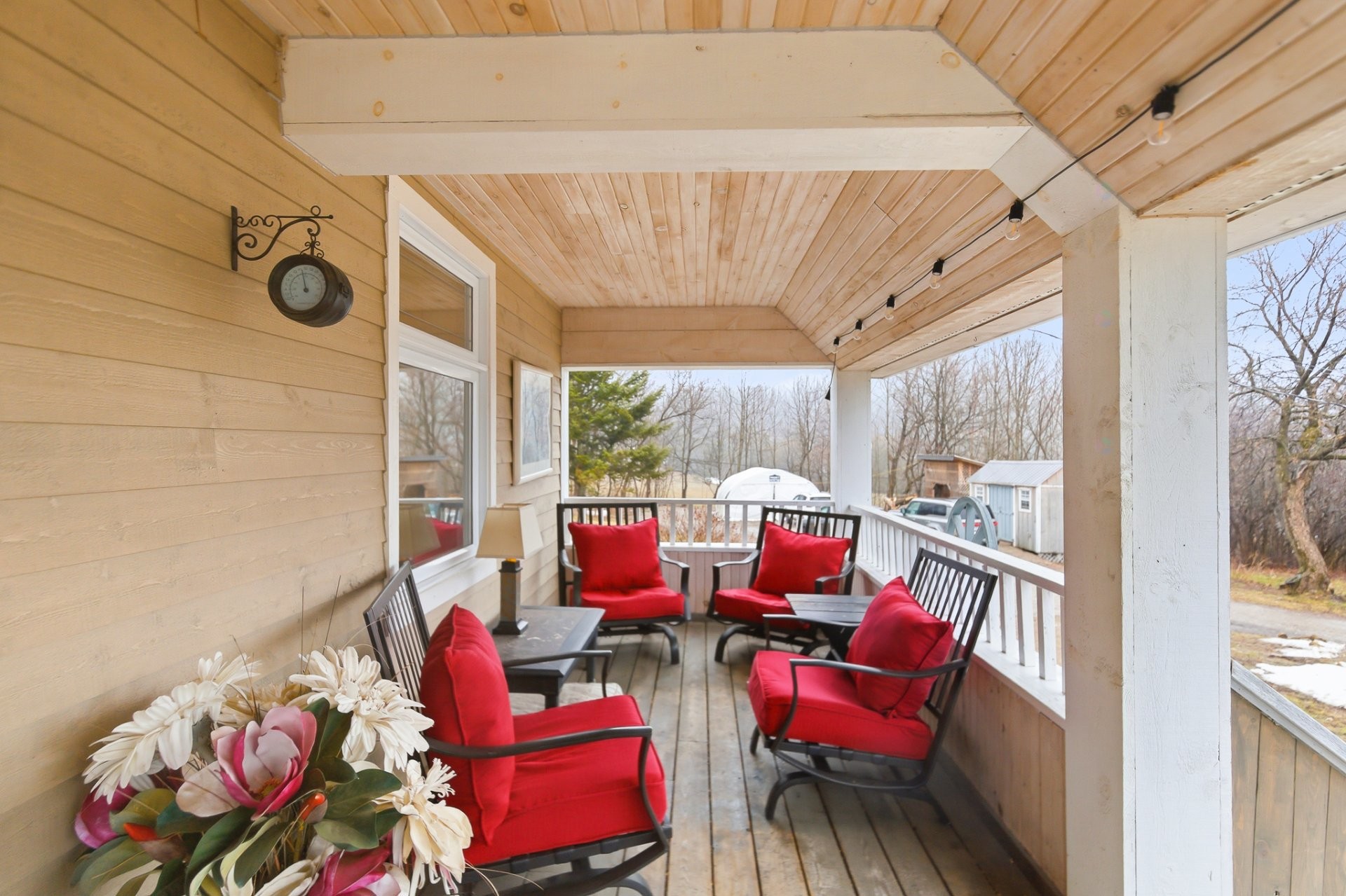 









107


Ch. des Érables

,
Val-des-Monts,




QC
J8N2T3

